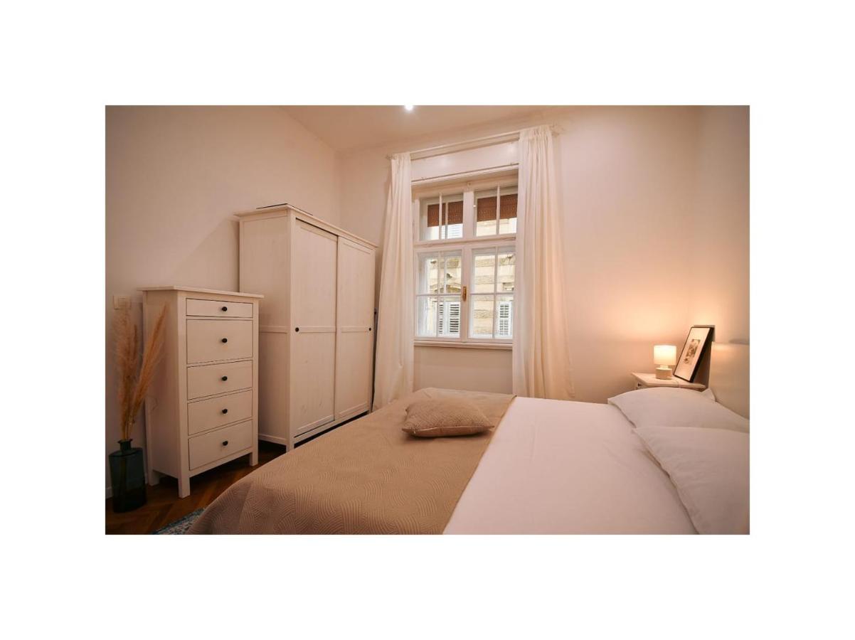 Neptune 2 Apartment سبليت المظهر الخارجي الصورة